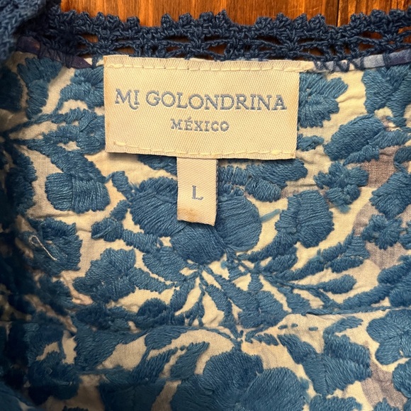 MI GOLONDRINA Soledad Blouse Blue and White Floral - Picture 5 of 7
